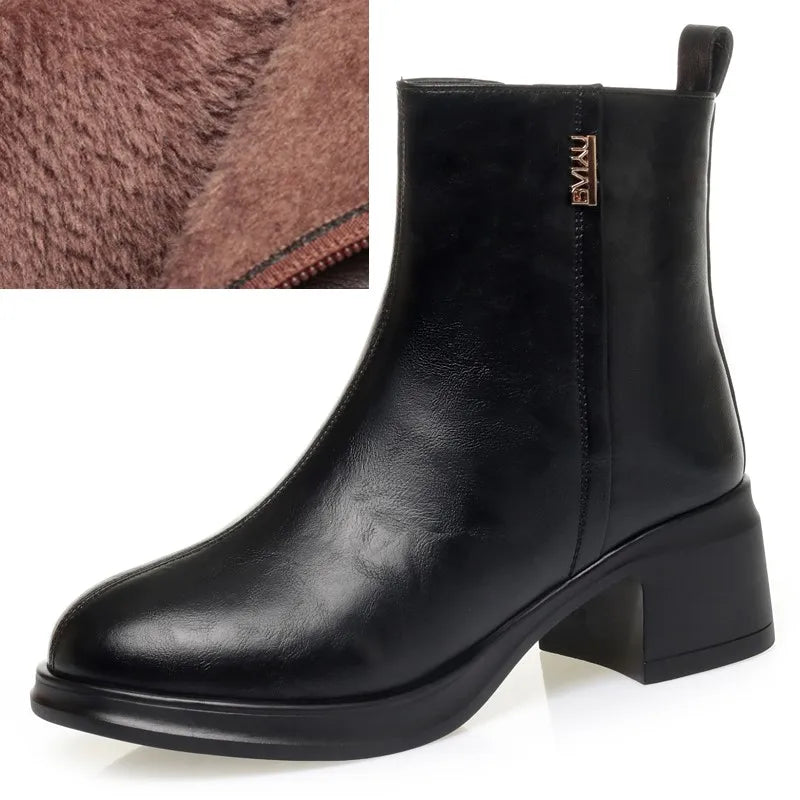 AIYUQI Women's Ankle Boots Wool Warm 2025 New Genuine Leather Snow Boots for Women Large Size Fashiona Retro Winter Boots